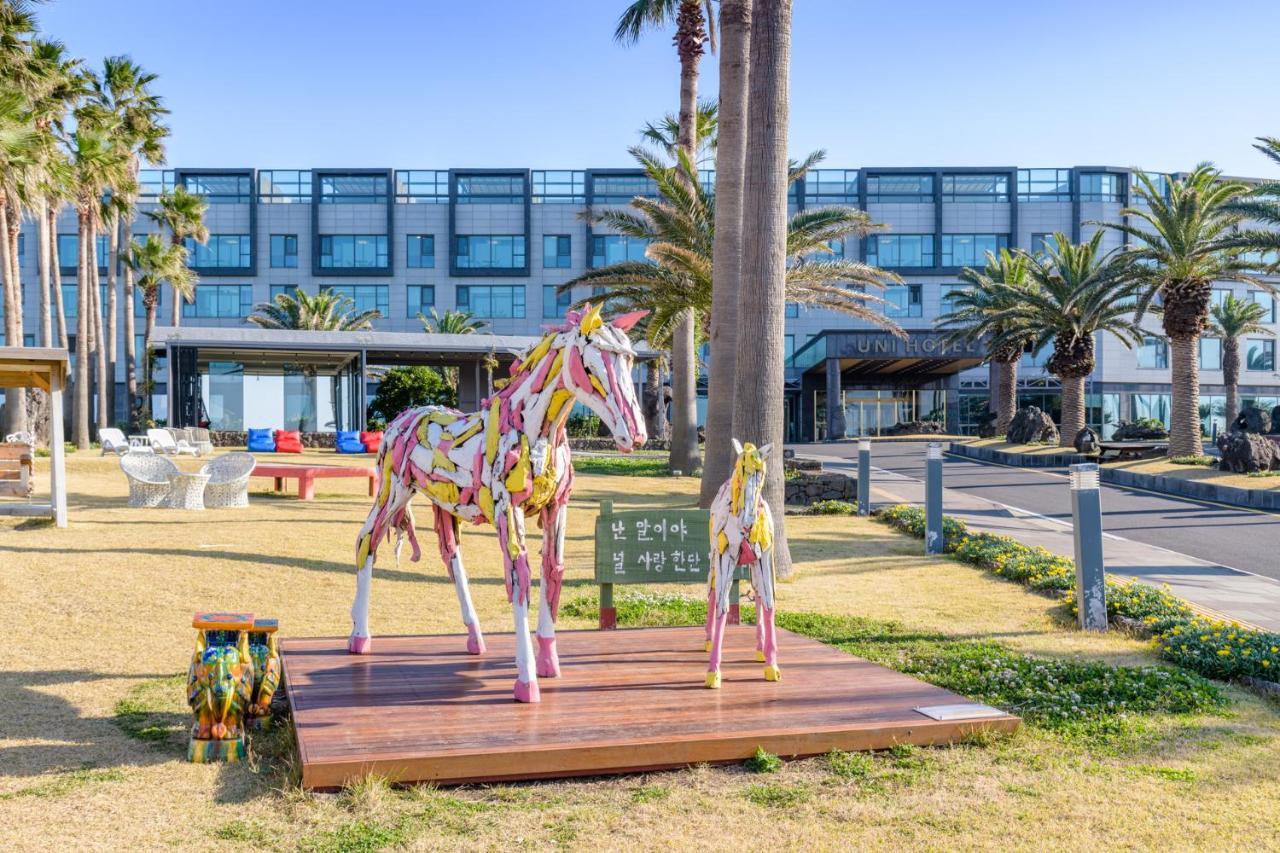 Uni Hotel Jeju Buitenkant foto