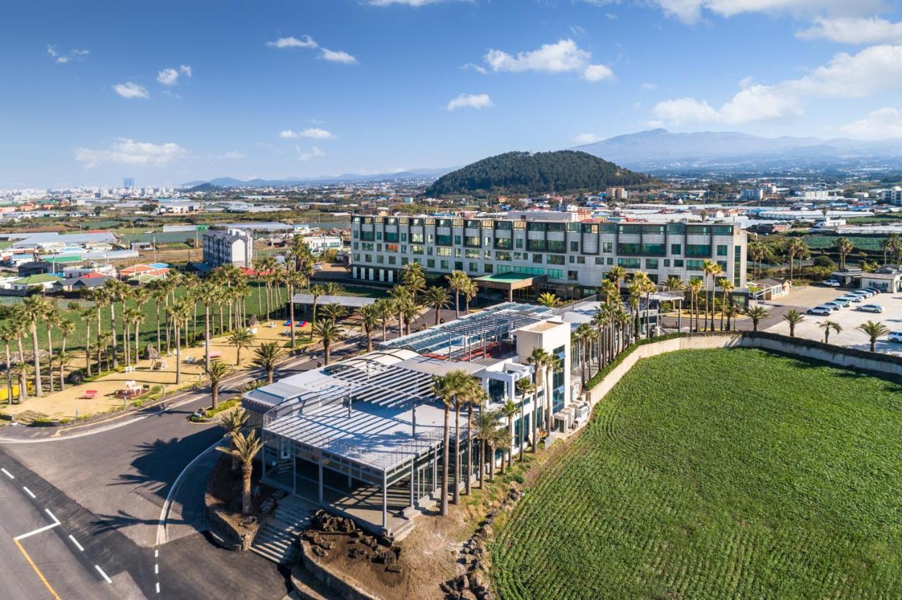 Uni Hotel Jeju Buitenkant foto