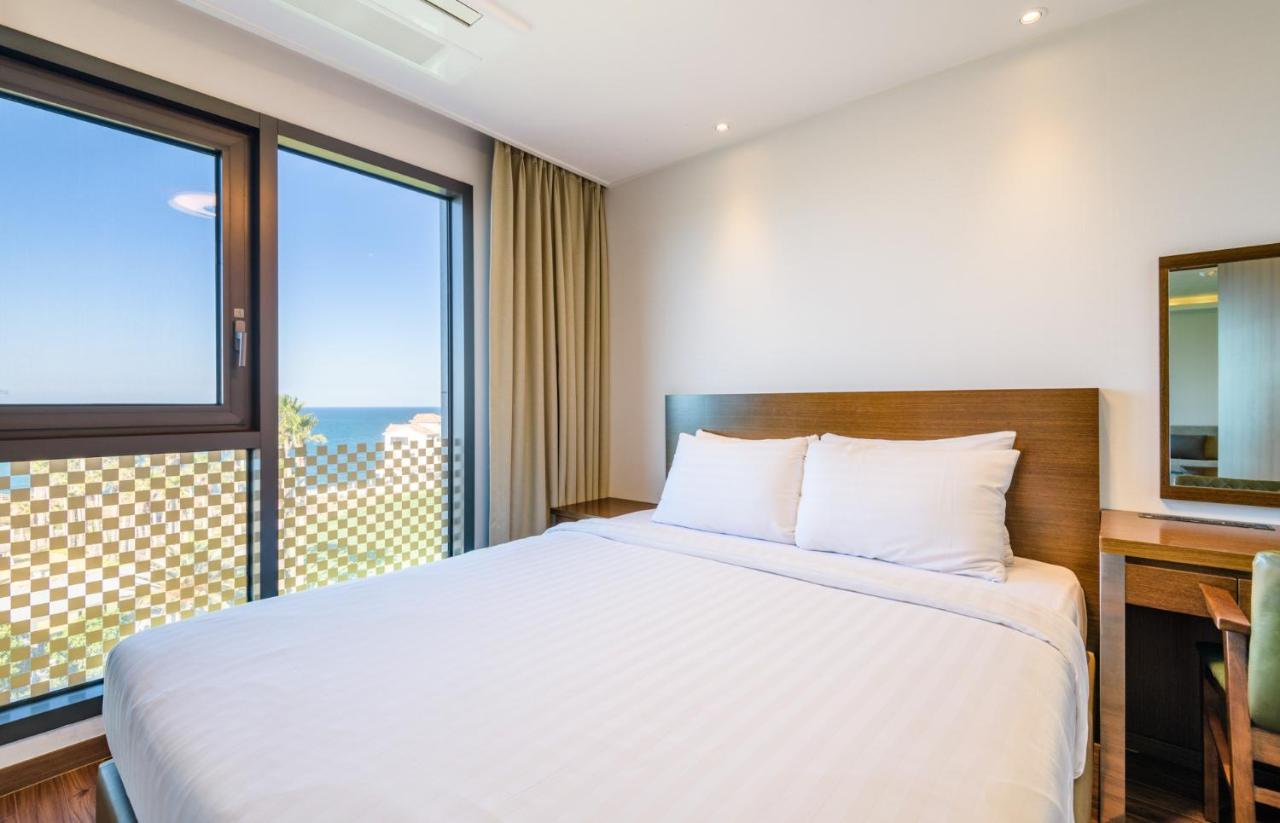 Uni Hotel Jeju Buitenkant foto