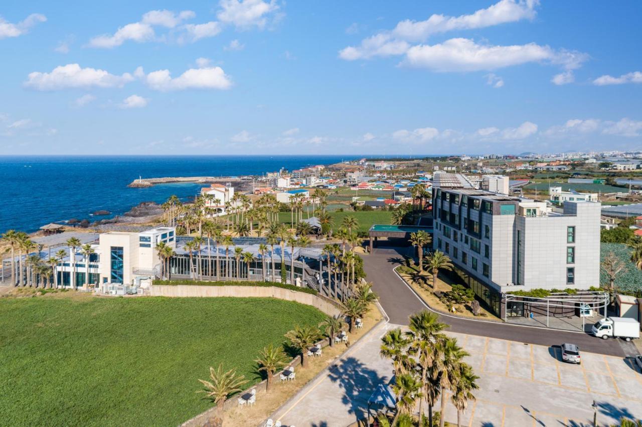 Uni Hotel Jeju Buitenkant foto