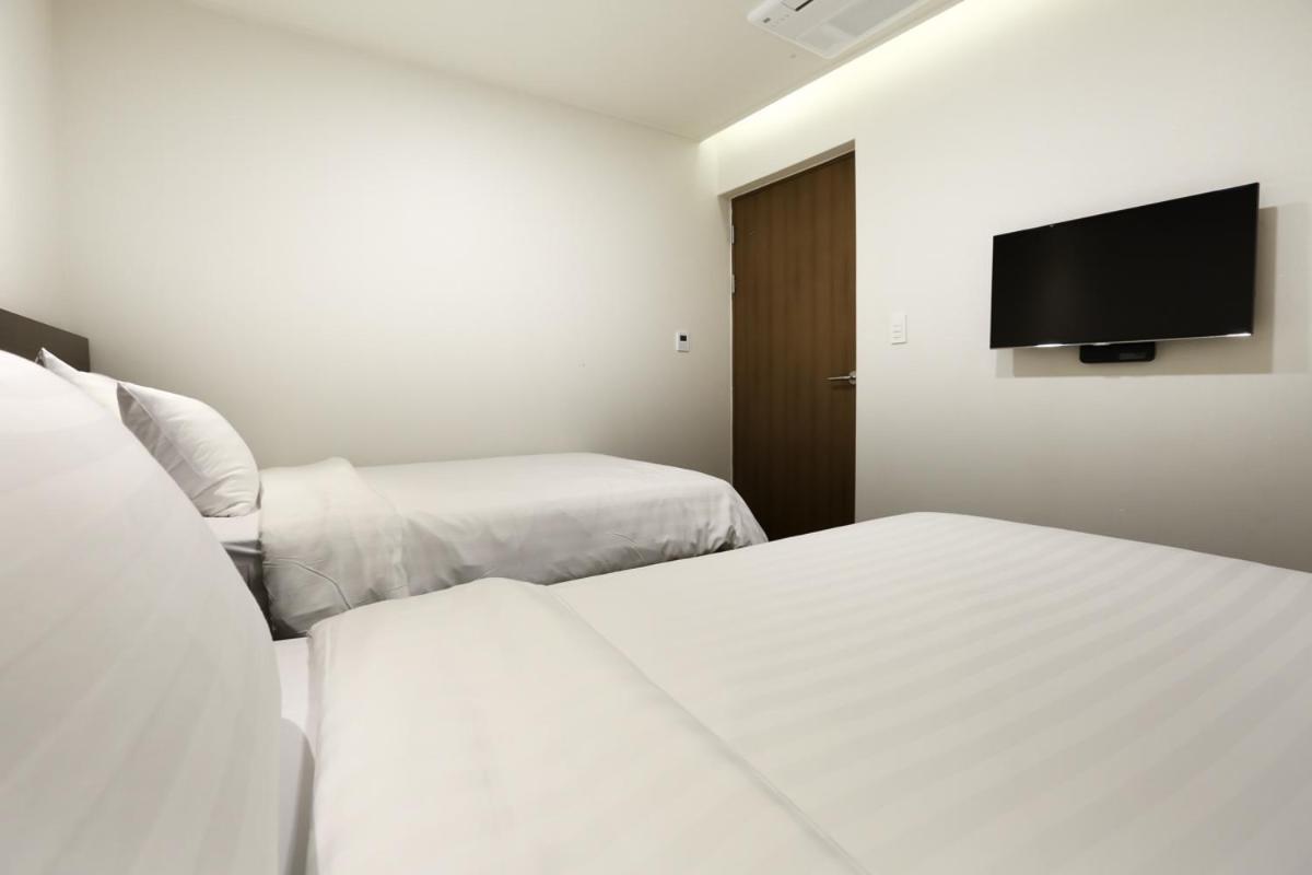 Uni Hotel Jeju Buitenkant foto